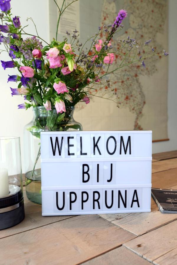 Slapen Bij Uppruna Chaam Exterior photo